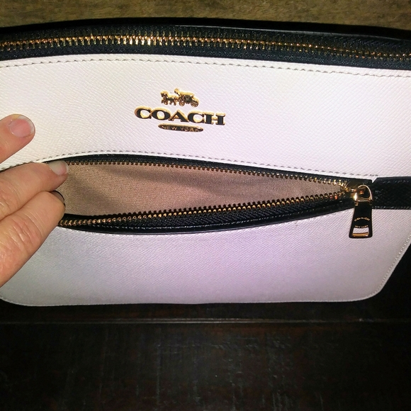 Coach mailbag crossbody - Picture 8 of 16